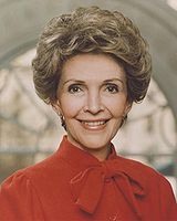 Portrait officiel de Nancy Reagan