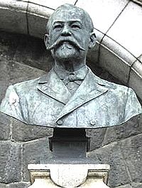 Buste en bronze de Julius Scriba à l'université de Tokyo
