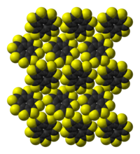 Octathio[8]circulène cristallisé montrant les piles de molécules vues par la tranche.