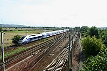 TGV Le Havre-Lyon passant à Épône