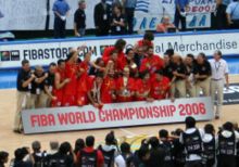 l'équipe d'Espagne, championne du monde 2006, posant deant les journalistes