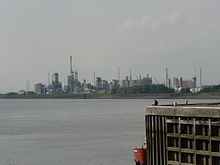 Une raffinerie de pétrole à Anvers