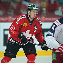 Accéder aux informations sur cette image nommée Mathias Seger - Switzerland vs. Russia, 8th April 2011 (1).jpg.
