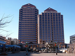 L'Albuquerque plaza est situé à gauche