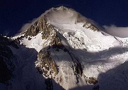 Vue du Gasherbrum I en septembre 2001.