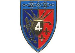Insigne du 4e Régiment de Hussards.jpg