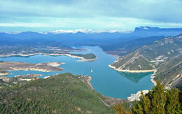 Vue générale du lac de Mediano