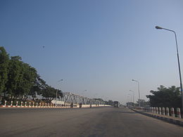 Pont sur la Myitnge près de Mandalay (2009)