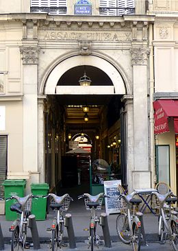 Passage Puteaux vu de la rue Pasquier.