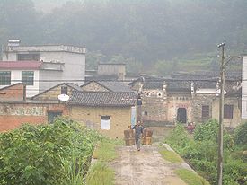 Un village traditionnel dans le xian de Tongshan