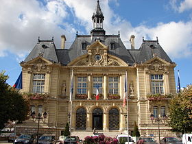 La mairie de Suresnes
