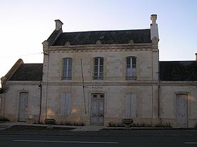 Image illustrative de l'article Asnières-la-Giraud
