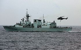 Canadian navy frigate HMCS Calgary (FFH 335).jpg