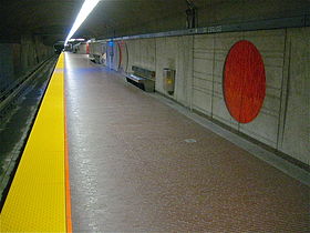 De L'Église Montreal Metro.jpg