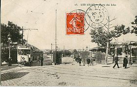 Carte postale ancienne de la Porte des Lilas au temps des Fortifs'  et des tramways