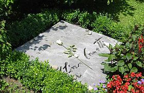 La tombe de Elias Canetti, au cimetière de Fluntern.