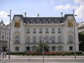 Französische Botschaft Vienna June 2006 002.jpg