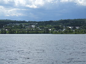 Lac-au-saumon.JPG