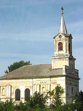 L'église catholique Sainte-Marie-Majeure à Neuzina