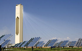 PS10 solar power tower.jpg