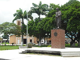 Plaza Bolívar Bruzual.jpg