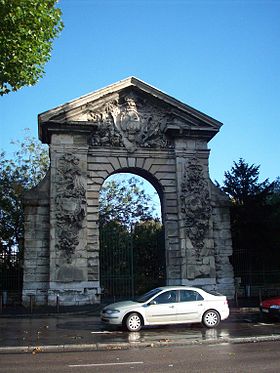 Porte Guillaume-Lion.JPG