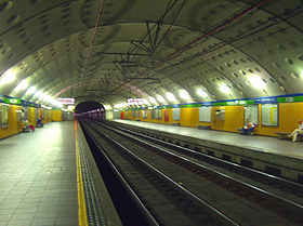 Stazione Milano Repubblica binari.JPG