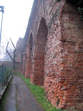 Vue d'une partie des fortifications
