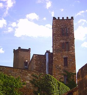 Les tours du vieux château de Vimy
