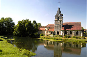 L'église au bord de la Marne