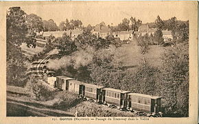 Un train mixte (marchandises et voyageurs) près de Gorron
