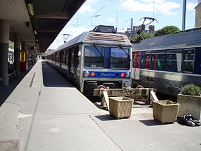 Rame Z 6400 en gare de Versailles-Rive-Droite