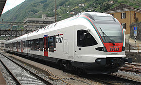  La RABe 524 003-1 à Bellinzona (29/05/2007)