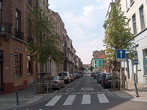 Vue de la rue Destouvelles prise depuis la rue du Progrès