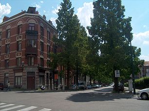 L'avenue de la Brabançonne au croisement avec la rue du Noyer