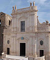 Cattedrale di Castellaneta (TA).jpg