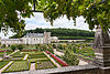 Chateau-Villandry-VueGenerale-Jardins.jpg
