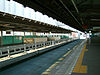 Chiba-monorail-2-Chiba-koen-station-platform.jpg