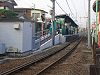 Enoden Yanagi-Kōji Station Platform Farview.jpg