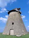 Melenci, abandoned windmill.jpg