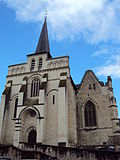 Photographie de l'arrière de l'église Notre-Dame-de-Nantilly.