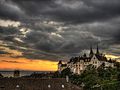 Ambiance orageuse au dessus du château de Neuchâtel.jpg