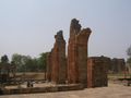 India-Qutb-Ruins.jpg