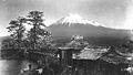 Kusakabe fujiyama kawaibashi 1880 300.jpg