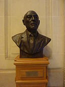 Buste de Francis Duriau à l'hôtel communal de Schaerbeek