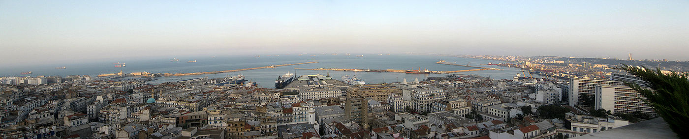 Panorama sur la baie d'Alger
