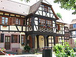 Kaufhaus Bouxwiller façade(2).jpg