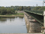 Loire et pont canal de Briare.jpg