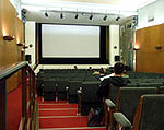 Salle de cinéma provisoire