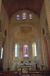 Le nef centrale de l'abbatiale.